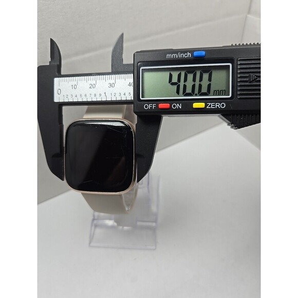 Fitbit Versa 2 Smartwatch Pink 40mm Alexa WR50M Always On Display No Charger - Picture 5 of 10